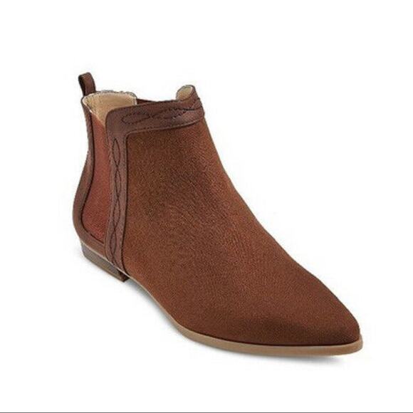 Plume by Farylrobin Siggy Pointed Toe Faux Suede Ankle Boots Size 7.5M - Picture 1 of 12